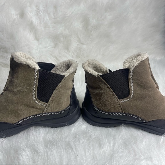 Lands End Suede Boots, Fleece Lined, Brown, Women Size 9 - Picture 9 of 14